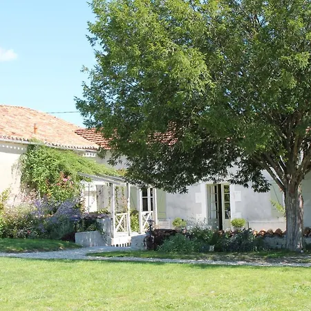 Manoir De Longeveau Pillac Room photo