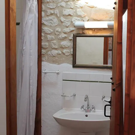 Manoir De Longeveau Pillac Room photo